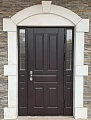 Дверь коричневого цвета ВПД-129 с фрамугой и стеклом - фото № 1