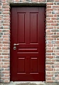 Красная дверь ВПД-130 в квартиру - фото № 1