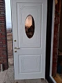 Дверь с терморазрывом  со стеклом и ковкой для коттеджа ВДП-12 - фото № 2